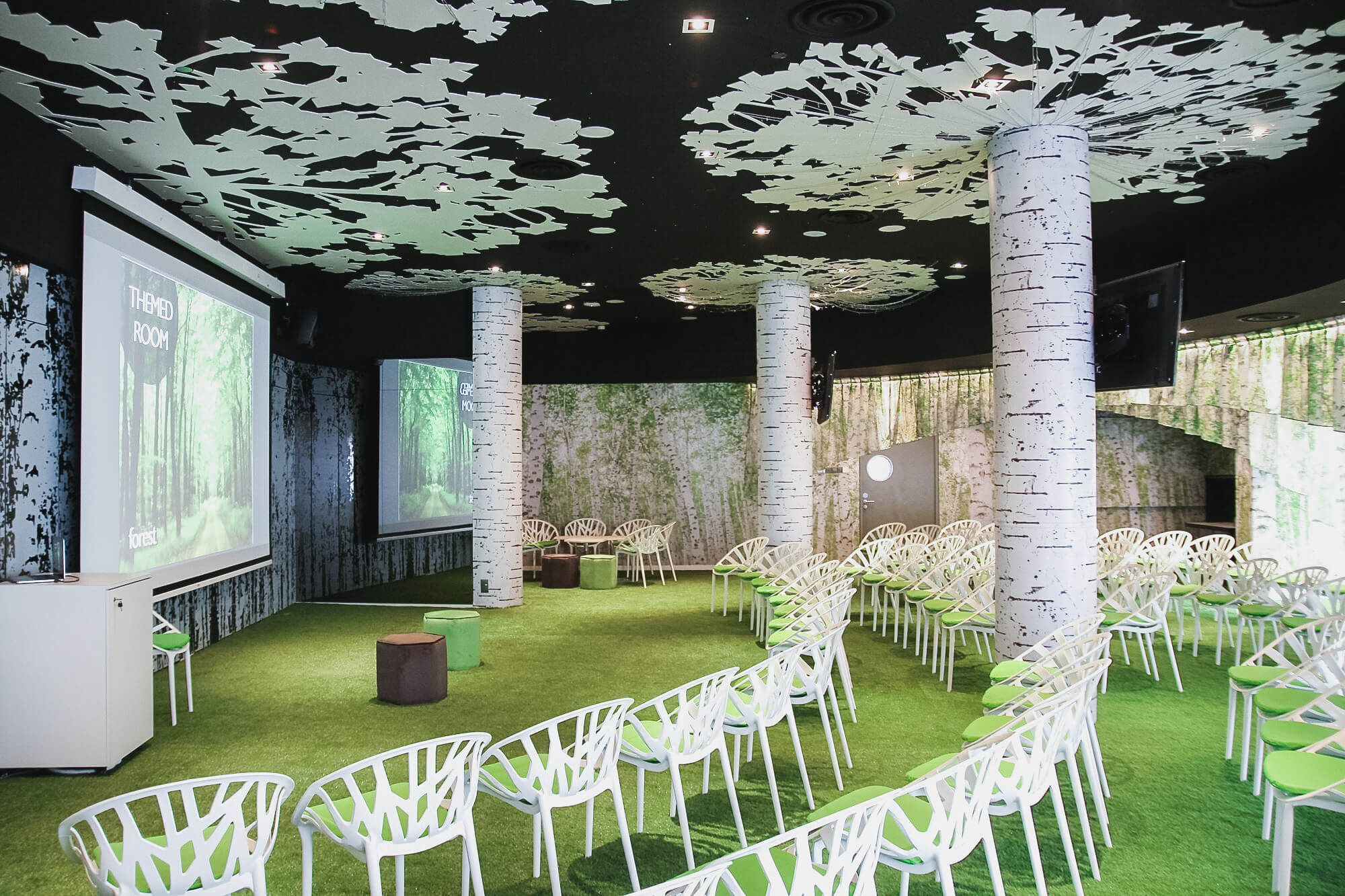 Huone-Singapore-Forest room