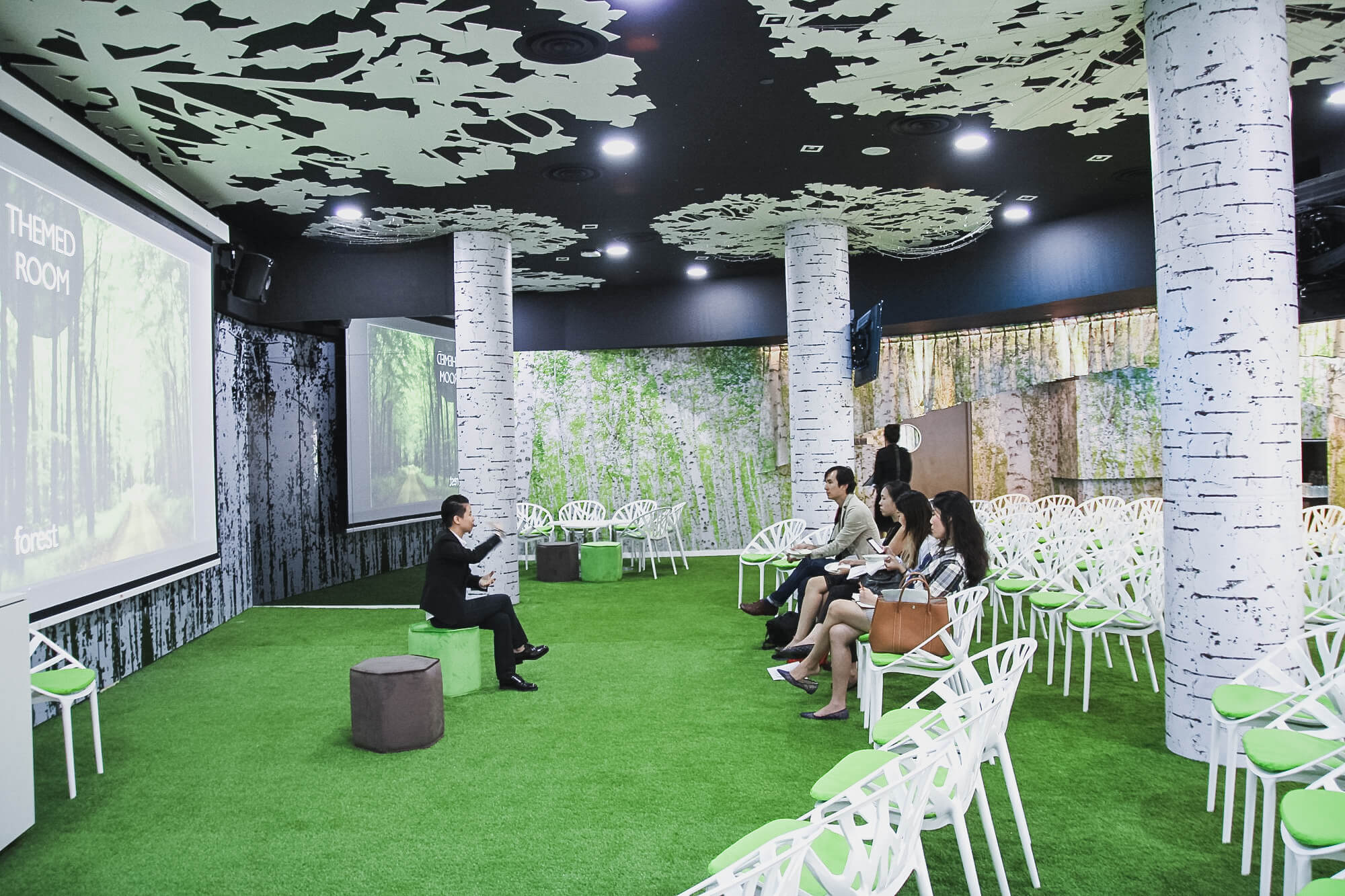 Huone-Singapore-Forest room