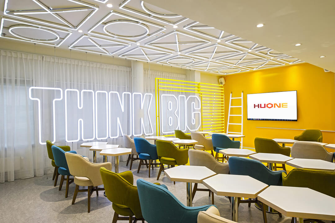 electro huone classroom set up