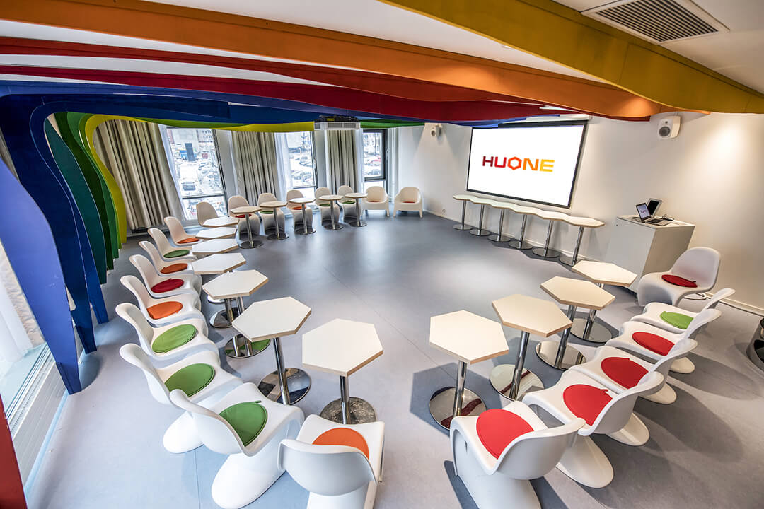 kaari huone u-shape set up _huone helsinki