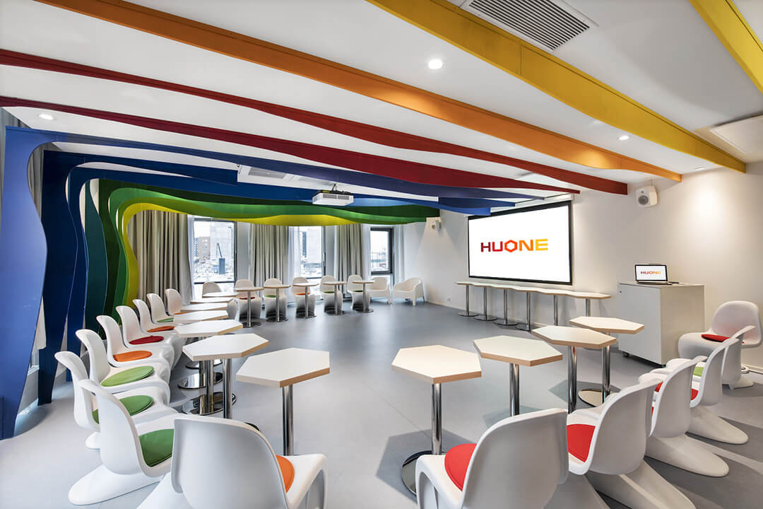 kaari huone u-shape set up _huone helsinki